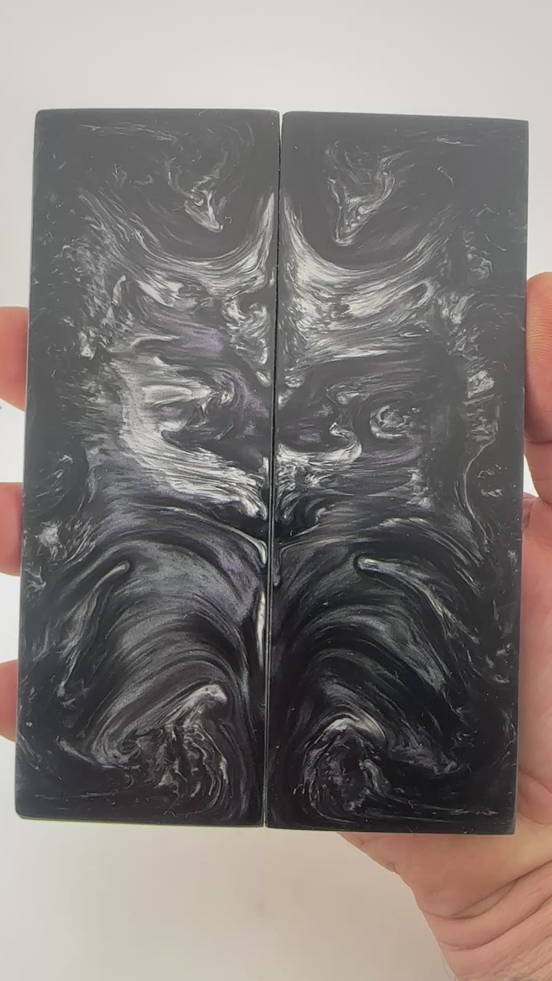 #201 Resin Chaos-Metallic Series Scales