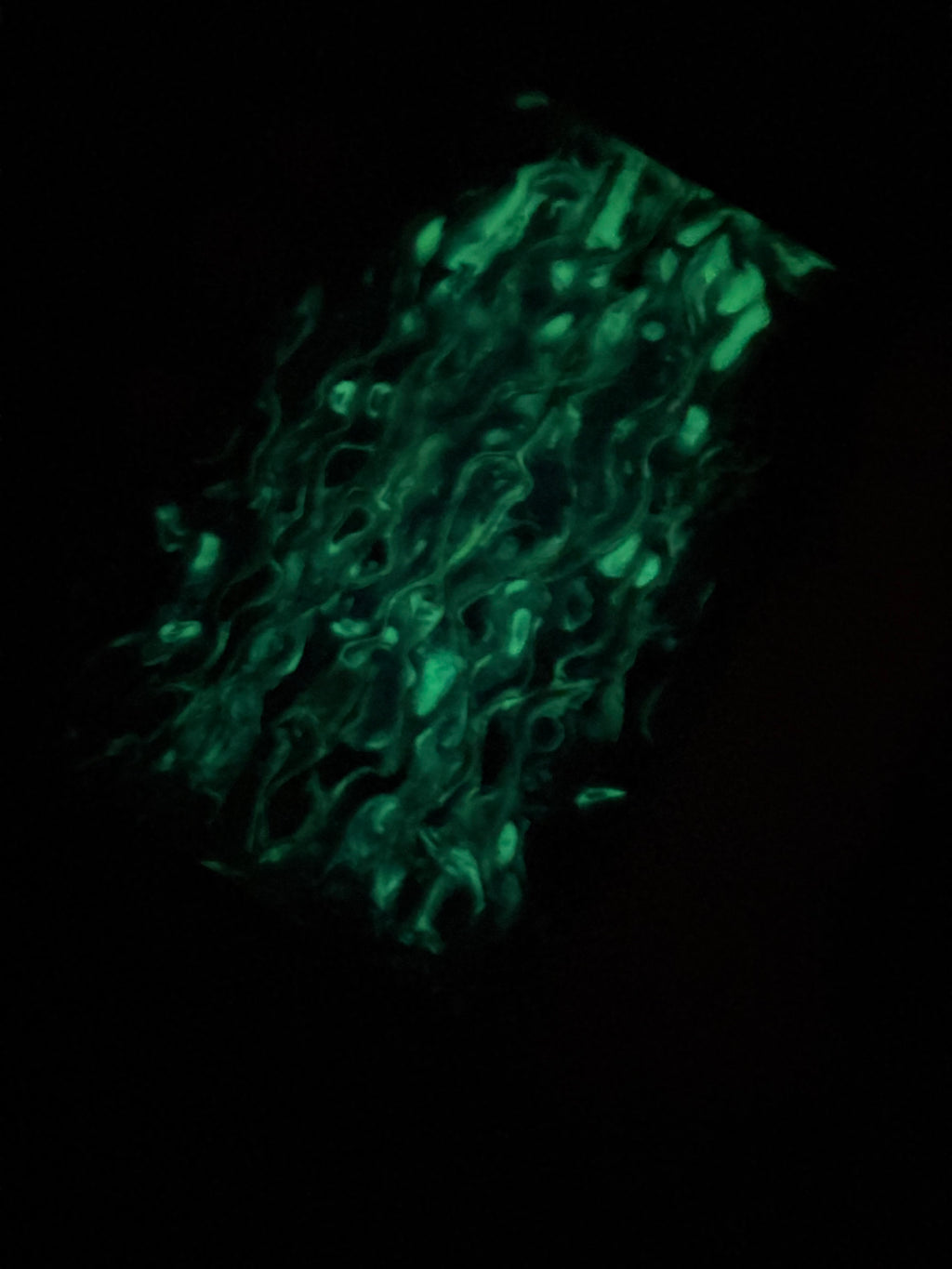Glow in the dark material 