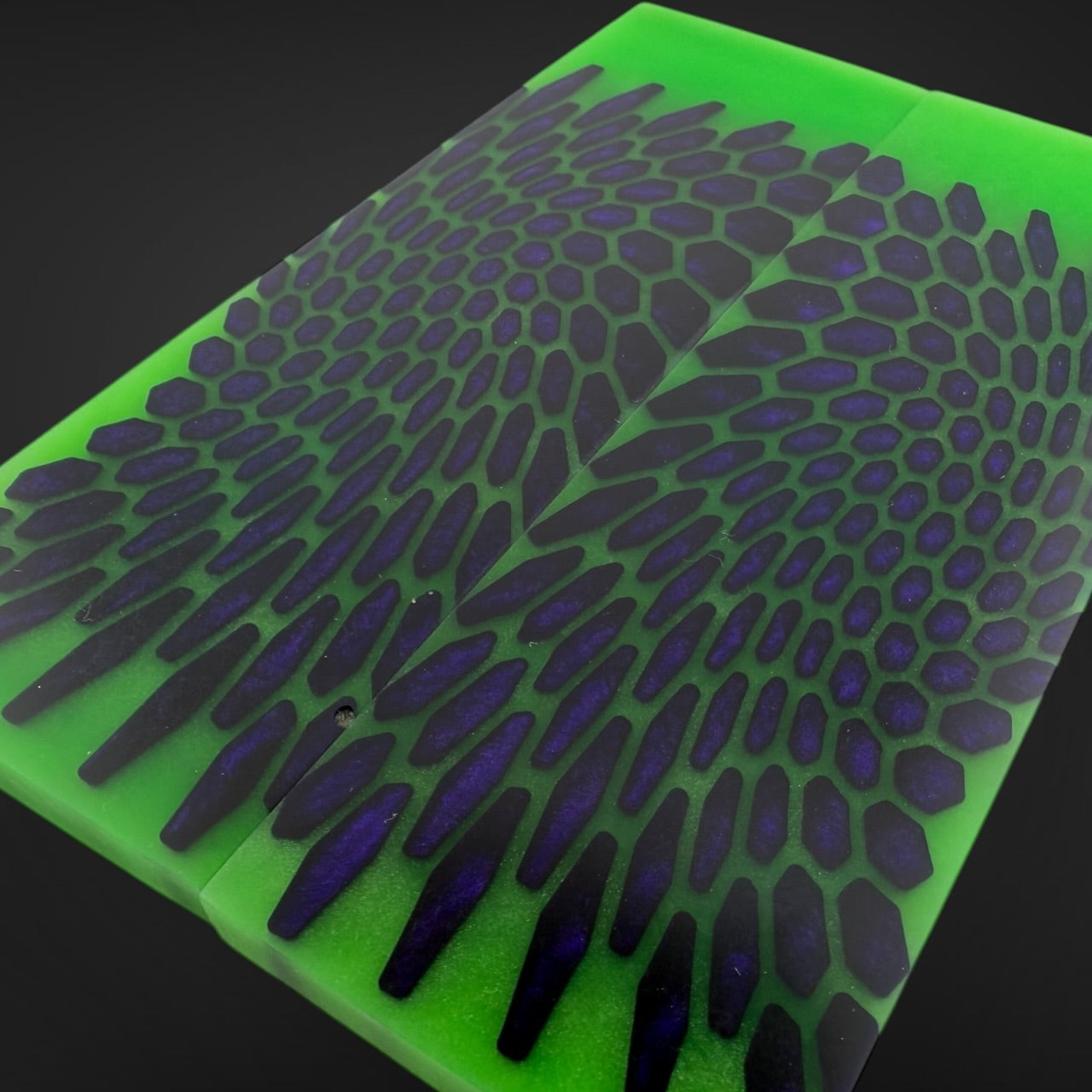Glow knife scales 