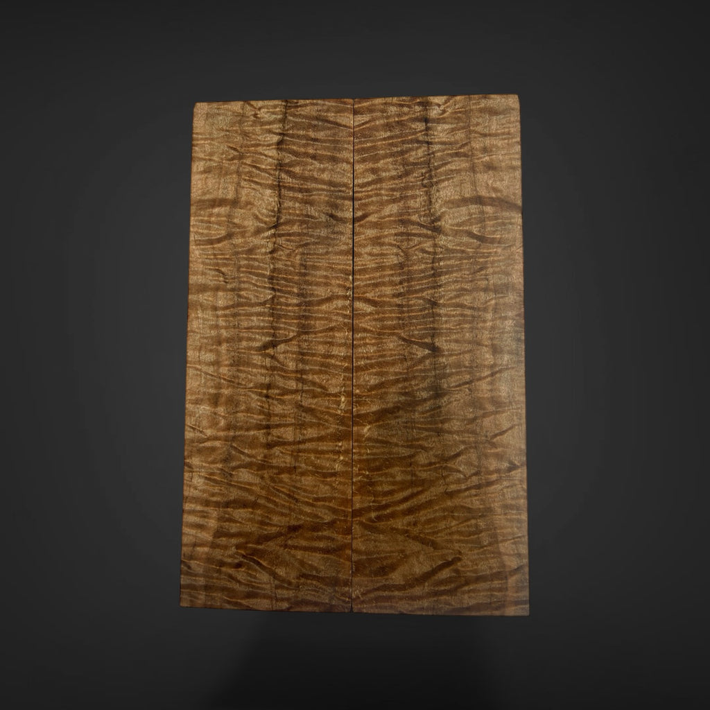Quilted maple knife scales 