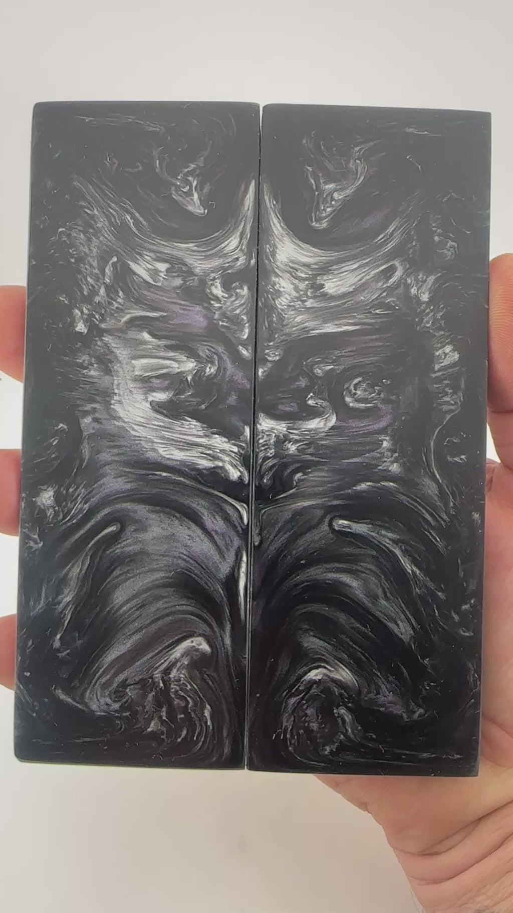 #201 Resin Chaos-Metallic Series Scales