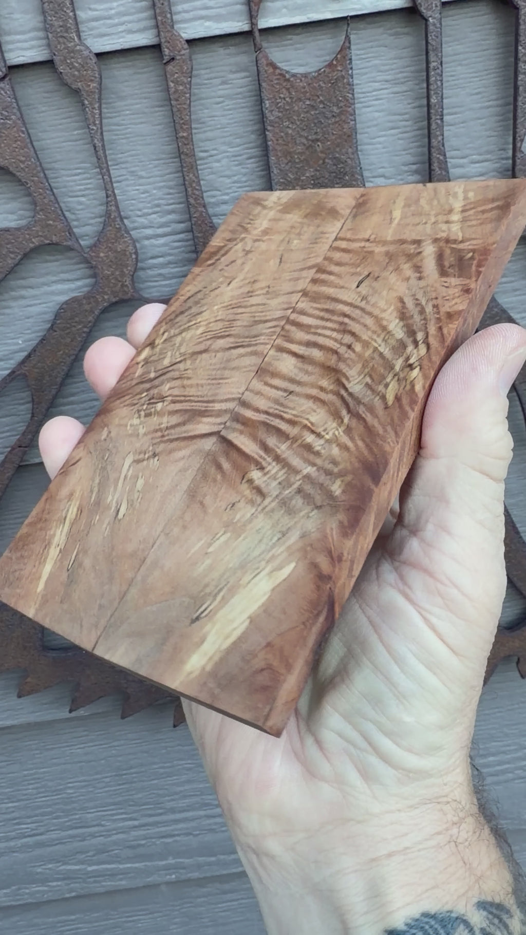 #2216 Quilted Maple Knife Scales